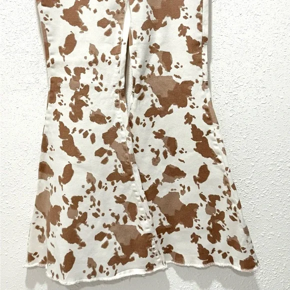 Altar'd State High rise animal print extra Flare Pants L - Picture 6 of 11
